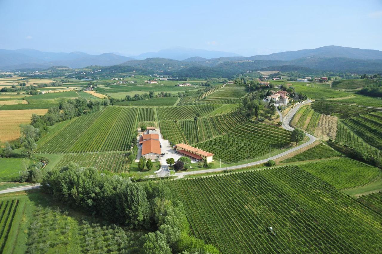 Alloggio Agrituristico CORTE SAN BIAGIO Corno di Rosazzo Esterno foto
