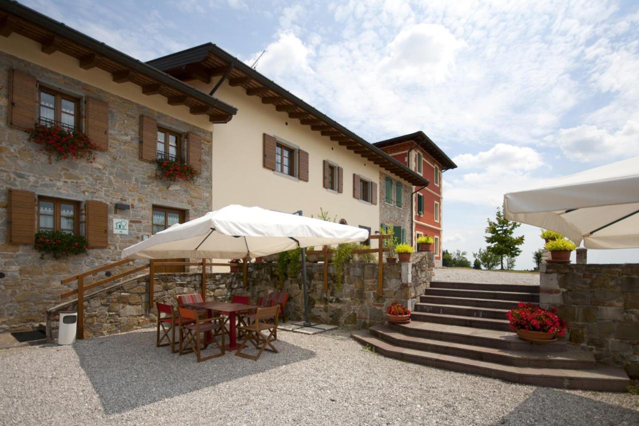 Alloggio Agrituristico CORTE SAN BIAGIO Corno di Rosazzo Esterno foto